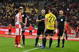Dinamo Bucuresti-Universitatea Cluj 2-1  Play-off SuperLiga (18.04.2026)